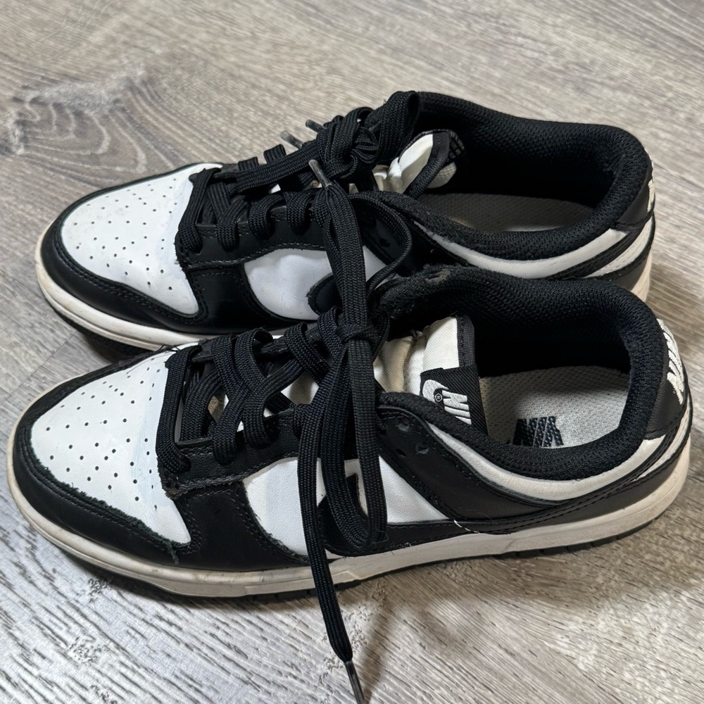 Nike Panda Dunks Size 6.5Y - Picture 3 of 11